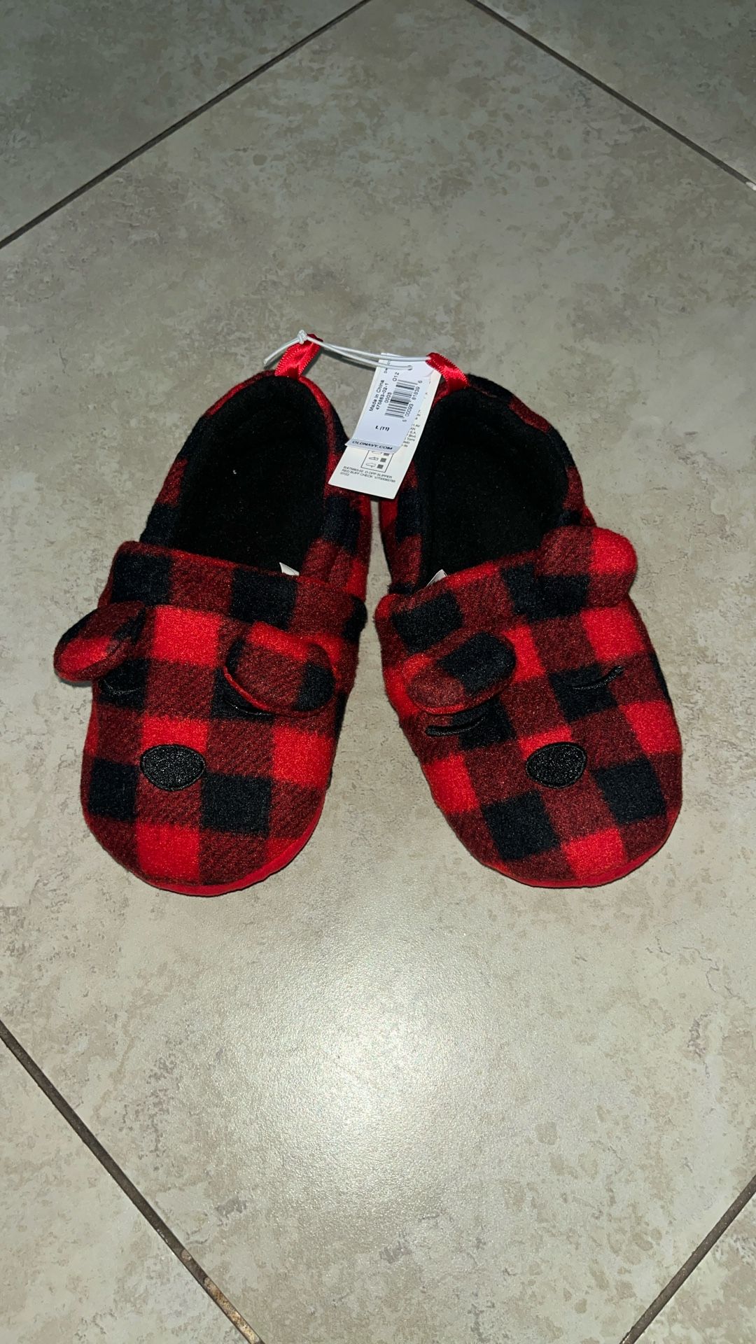 Old Navy Toddler Boy’s / Girl’s Plaid Slippers, Size 11