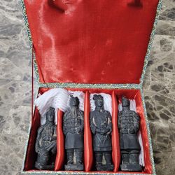 4 Vintage Handcrafted Asian Terracotta Warrior's Statues With Box & Book