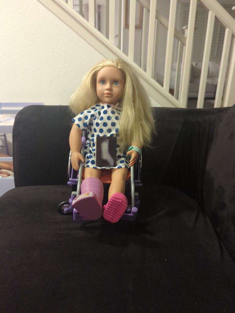 OG Dolls girl in wheelchair 