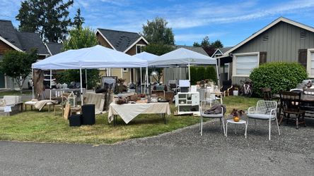 Huge Yard Sale in Old Town Issaquah