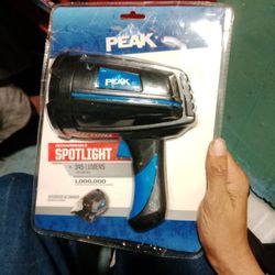 Peak Flashlight 