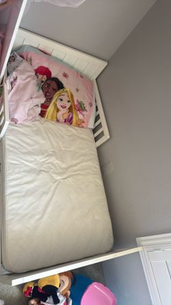 TODDLER BED NEED GONE TODAY