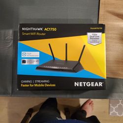 Nighthawk AC1750 Smart Wifi Router