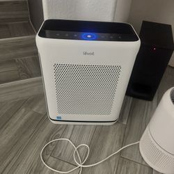 2 Levoit Air Purifiers 