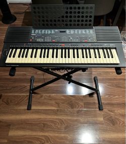Vintage Yamaha PSR-400 Keyboard