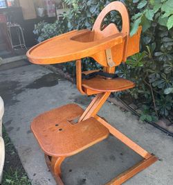 Svan Wooden High Chair with Tray