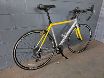 Scattante W330 road bike, 51cm
