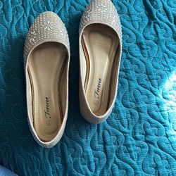 Beautiful Sparkly  Flats