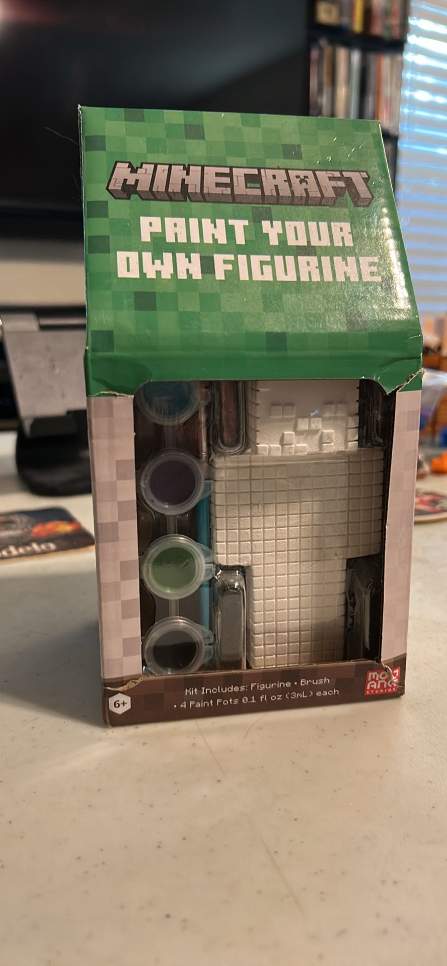 Minecraft Paint Your Own Figurine (ZOMBIE BRAND NEW)