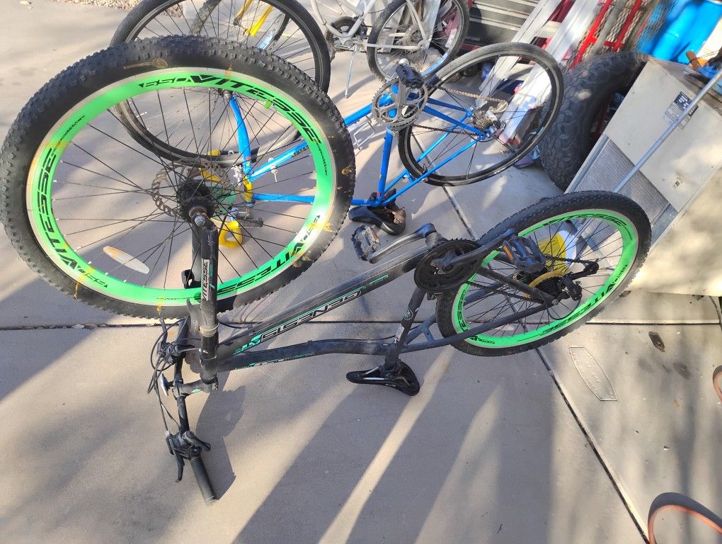Genesis Mountain Bike