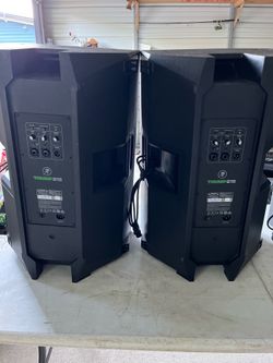 powered spekers