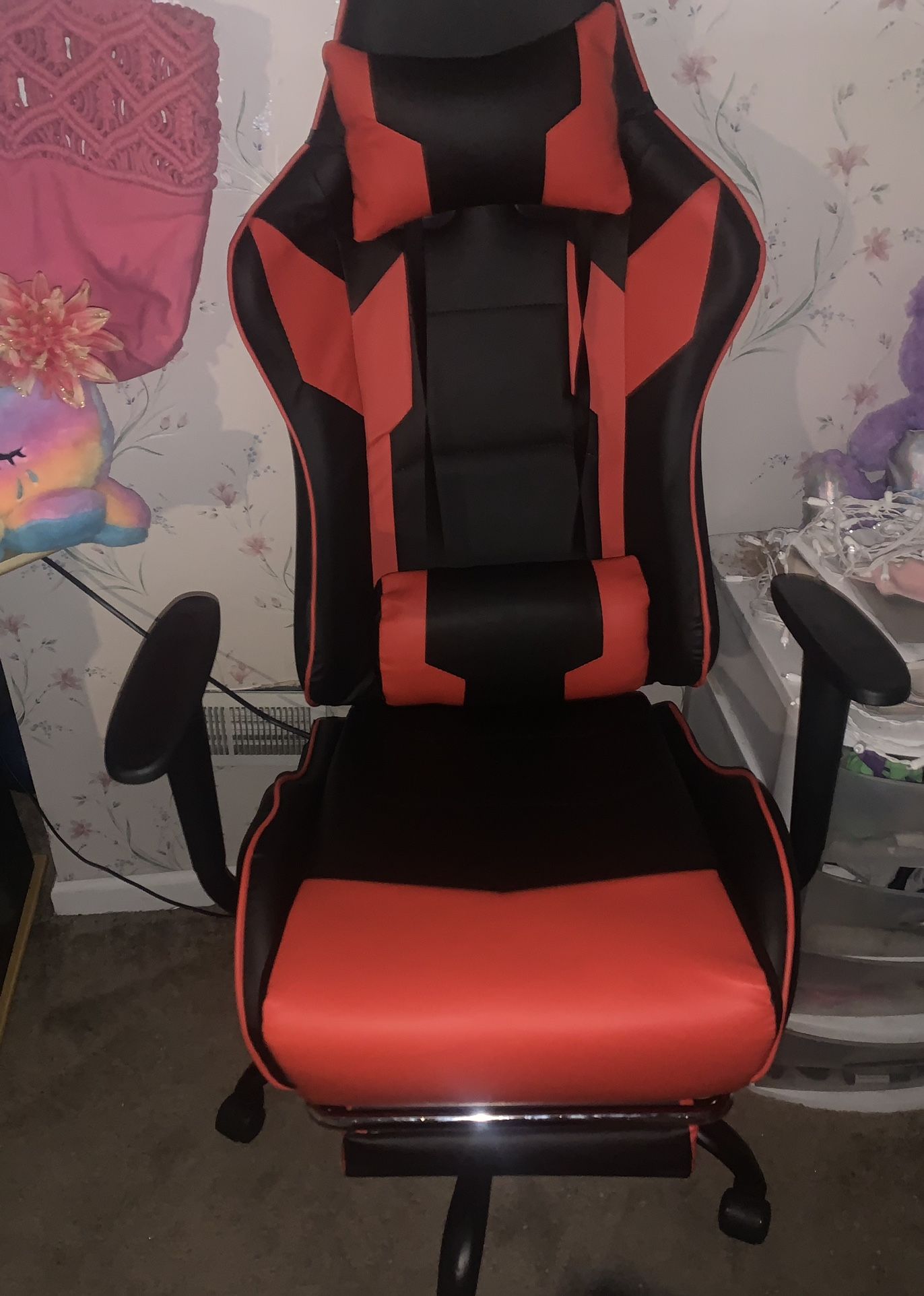 Brand new gaming chair