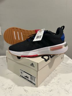 New Mens Adidas gym shoes ( Size 10 )