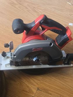 Milwaukee m18 skillsaw