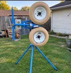 JUGS Two-Wheel Baseball Pitching Machine w/ Stand