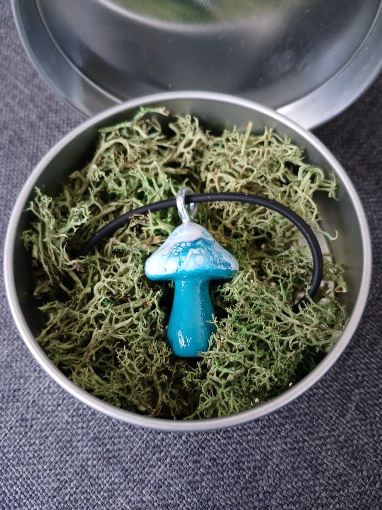 "Oceans Blue" Handmade Wooden Pour Painted Mushroom Rubber Silicone Necklace