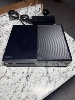 Xbox one 500GB console not reading games