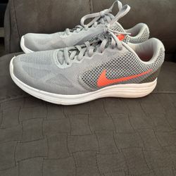 Women’s Nikes 