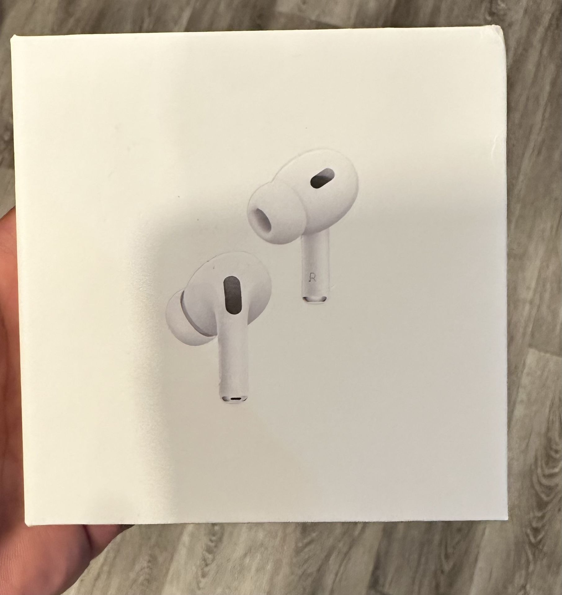 NEW Apple AirPods Pro With Mag Safe Case