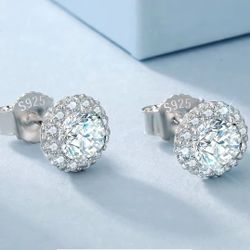 Cluster Moissanite Earrings Size 5mm