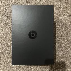 Beats Studio Pro 