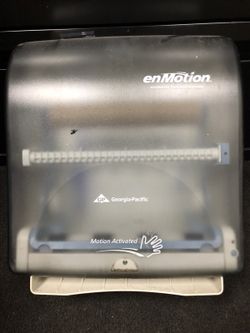 Touch-less Paper Towel Dispenser