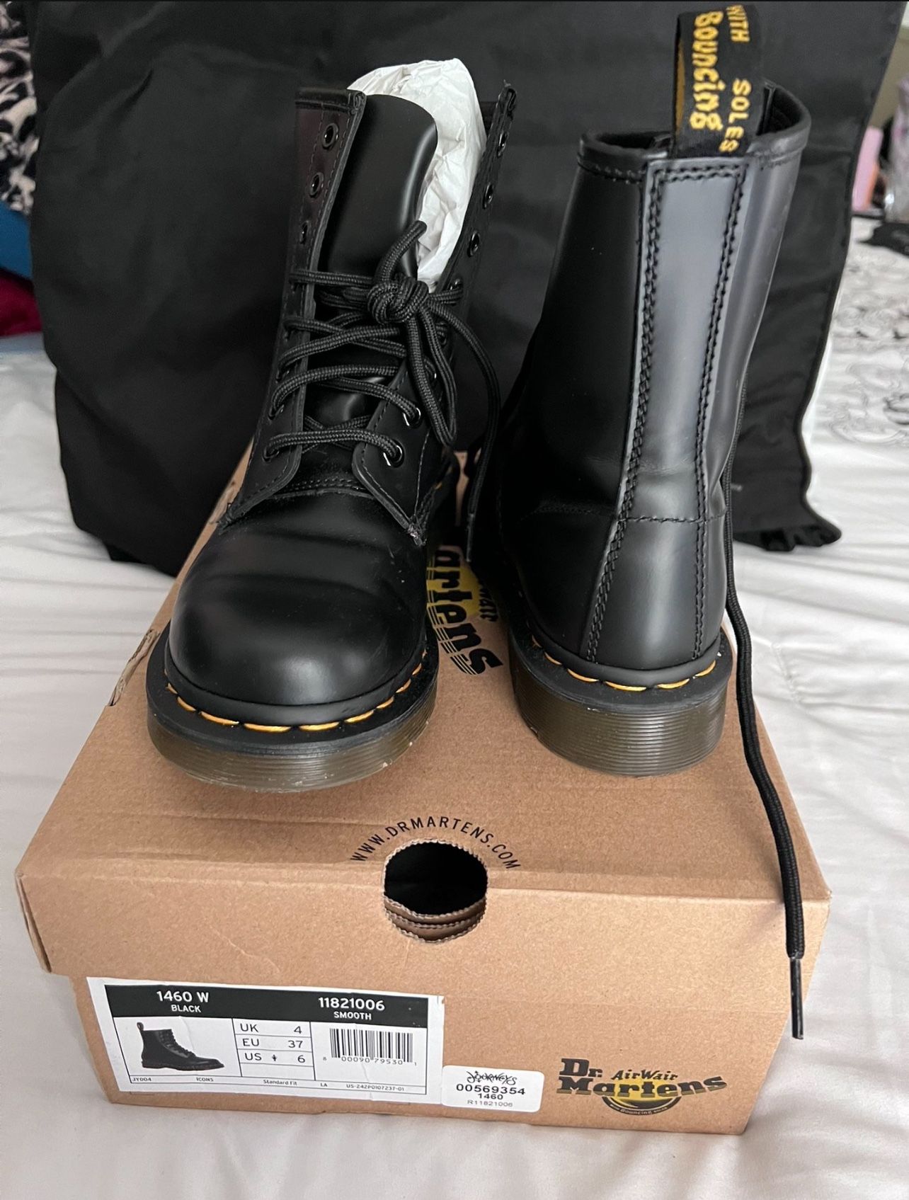 Dr. Martens Black Boots Sz. 6