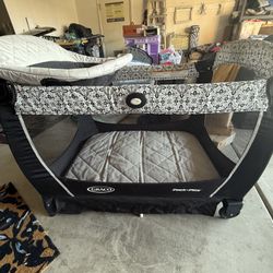 Graco Play Pen