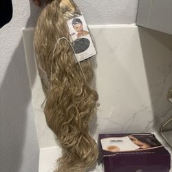 Wig / Hair Extension 