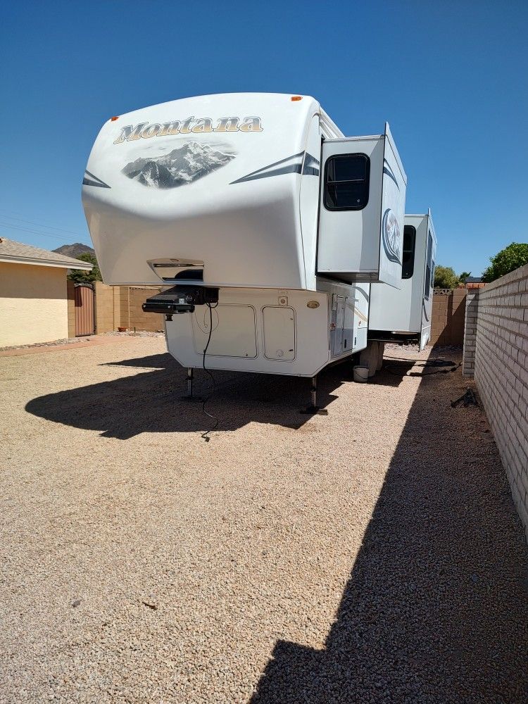 2013 Montana 285rld