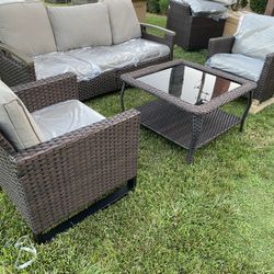 Brand New Patio Set