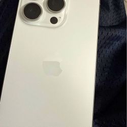 iPhone 16 Pro
