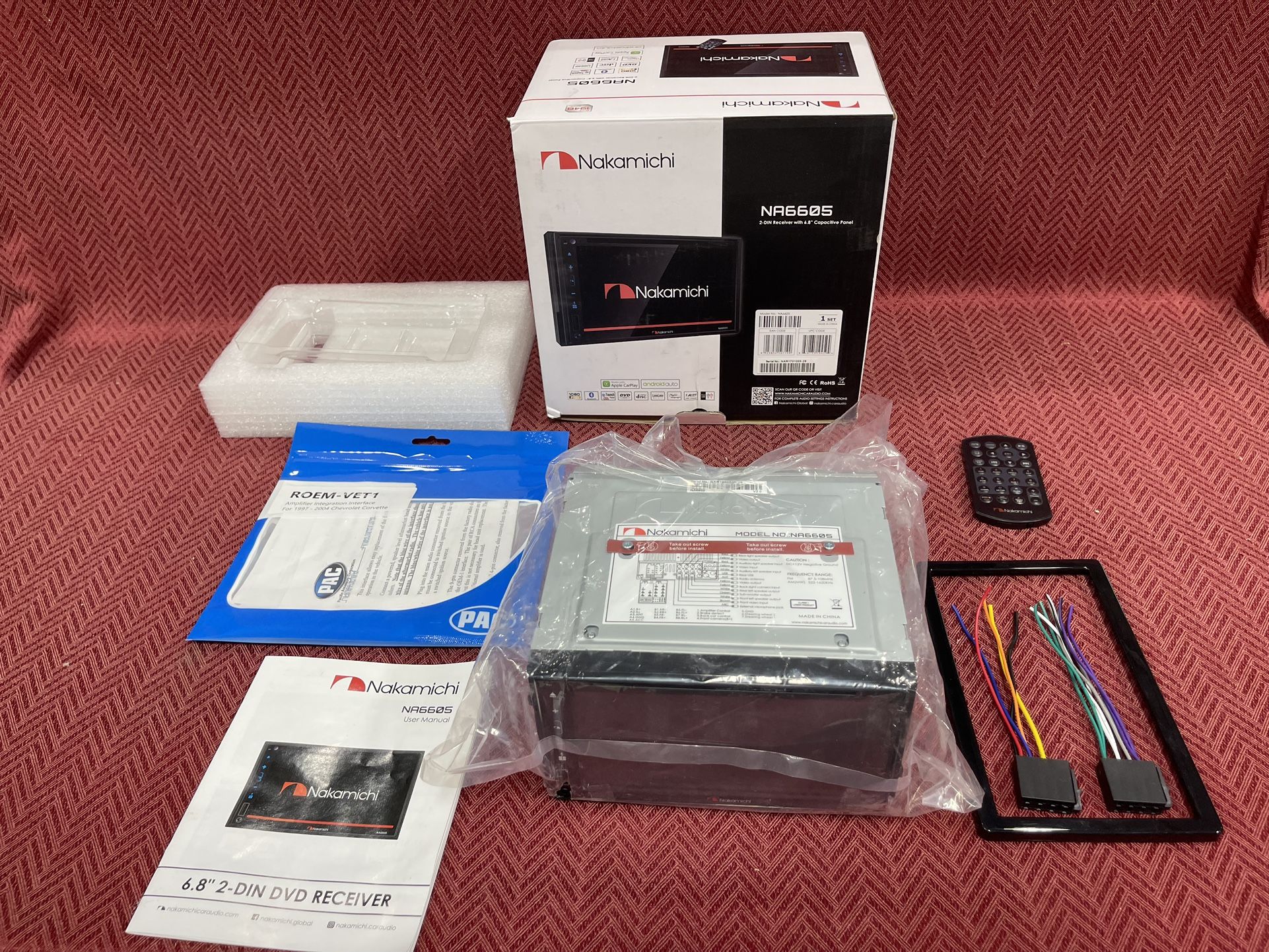 Nakamichi NA6605 Double DIN Touchscreen DVD CarPlay Android Auto Bluetooth USB Stereo