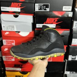 Jordan Venom Green 10s size 11 USED