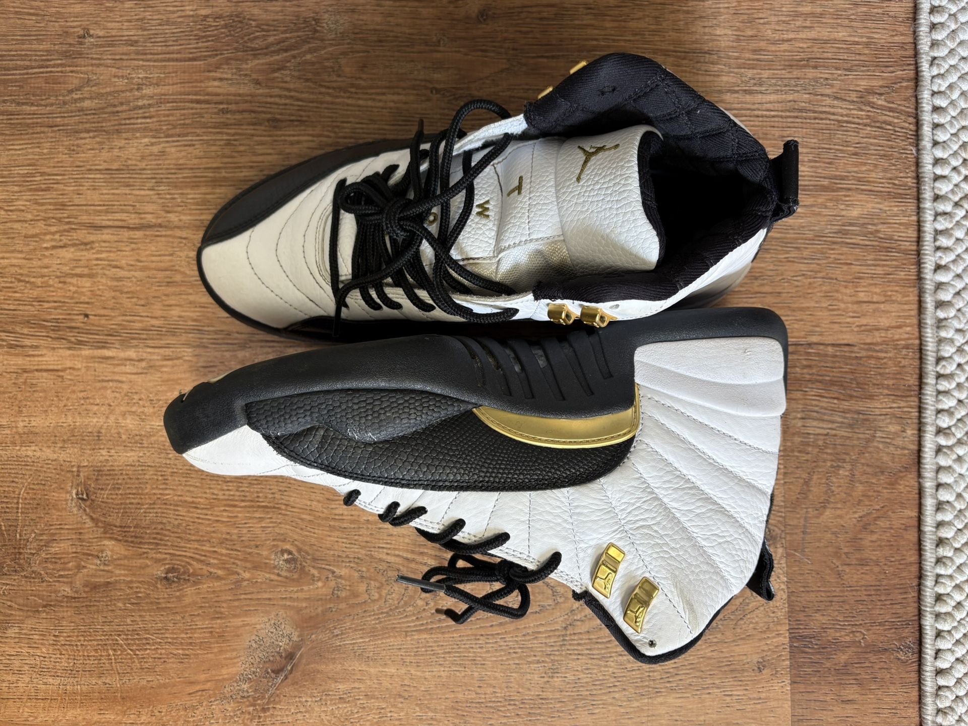 Nike Shoes 