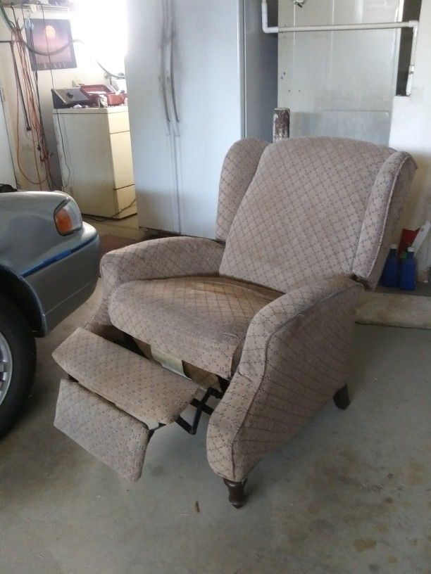 Recliner Chair