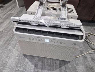 Window ac with window mount