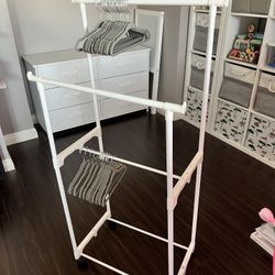 Kids Clothes Hanging Rack
