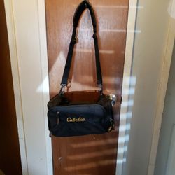 Small NEW CABELA'S duffle bag