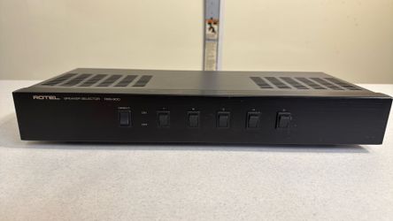 Rotel RSS-900 Speaker Selector