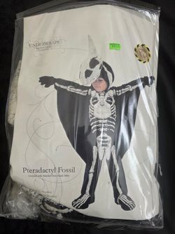Halloween Costume. Size 4-6