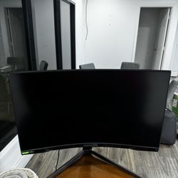 Samsung 27" Curved Monitor C27G75TQSN
