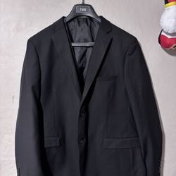 Suit Jacket 44R 38W ( Throw an offer) 