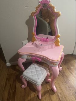 Princess vanity