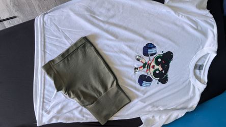 Workout clothes