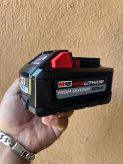 Milwaukee M18 18-Volt Lithium-Ion HIGH OUTPUT XC 8.0 Ah Battery