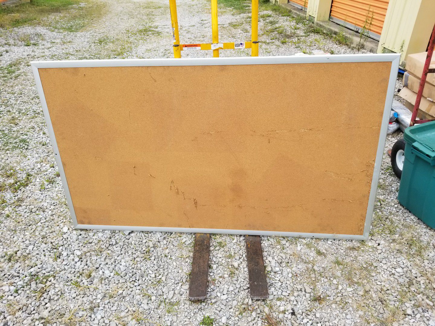 Aluminum Frame Cork Board