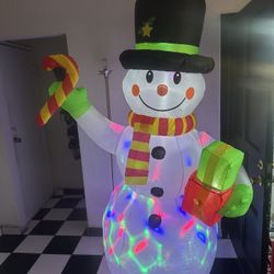 7 Feet tall Snow Man Christmas Inflatable