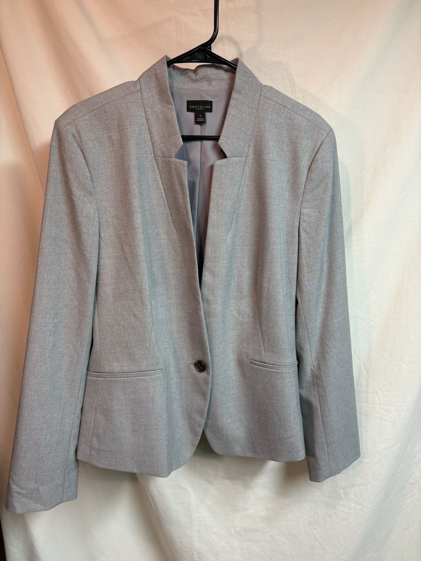 Ann Taylor Blazer