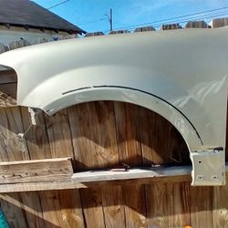 Ford Expedition Driver Side Fender Fits 2007 To 2017. OEM Part